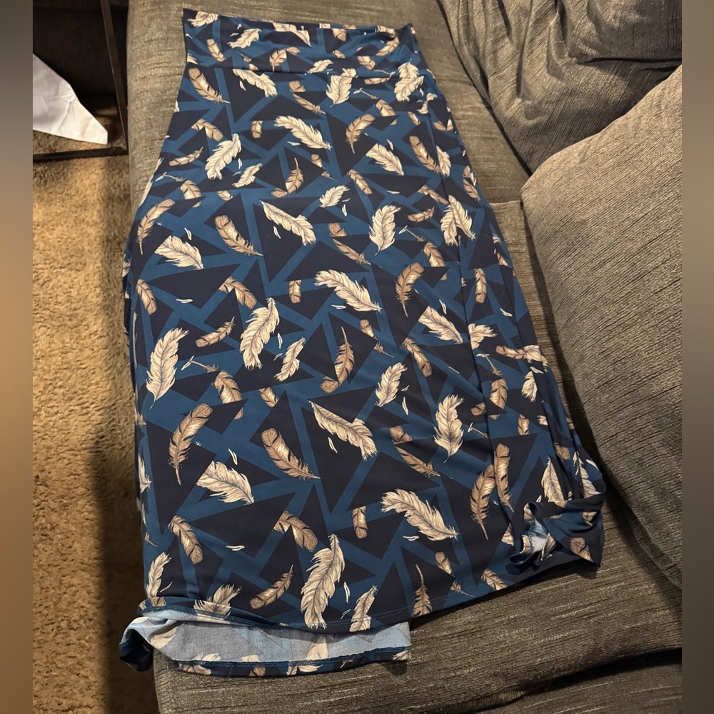 LuLaRoe Navy Feather Print Maxi Skirt